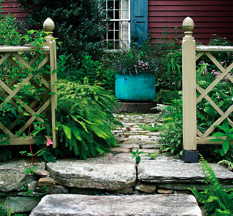 teal colored pot is centered in gateway